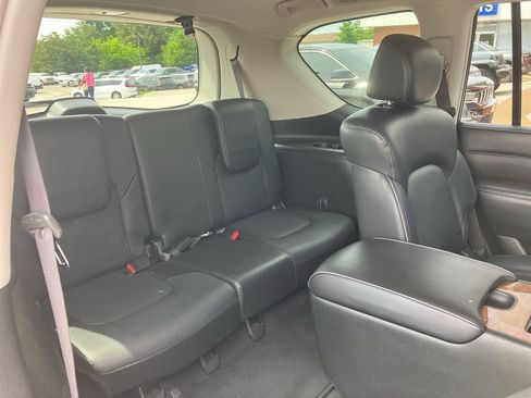 Used 2019 INFINITI QX80 Luxe RWD image 25