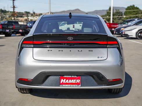 New 2026 Toyota Prius Limited image 9