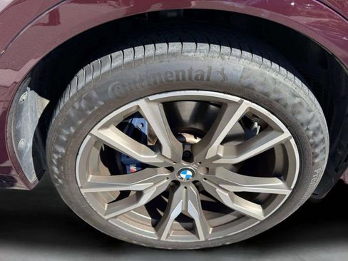 Used 2022 BMW X7 M50i image 34