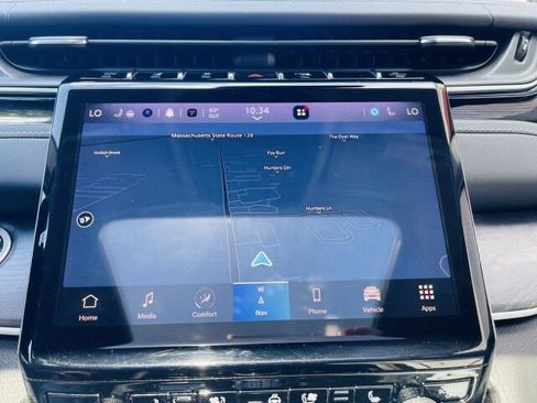 Used 2022 Jeep Grand Cherokee Limited 4xe w/ Luxury Tech Group II AWD/4WD image 28