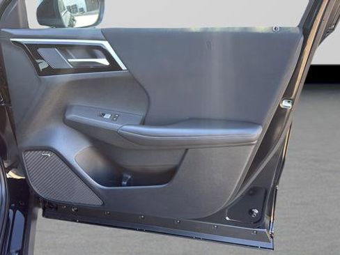 New 2026 Mitsubishi Outlander ES FWD image 22