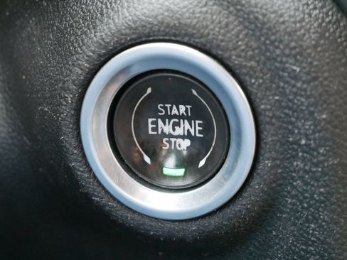 Used 2020 GMC Sierra 1500 AT4 w/ Off-Road Performance Package AWD/4WD image 25