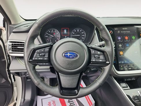 Used 2025 Subaru Outback Onyx Edition AWD/4WD image 13