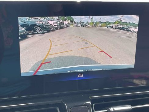 Used 2025 Chevrolet TrailBlazer LT AWD/4WD image 15
