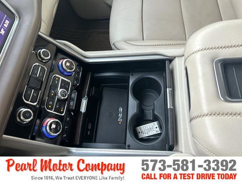 Certified 2021 GMC Yukon Denali w/ Denali Premium Package image 31