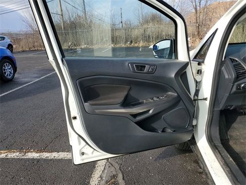 Used 2020 Ford EcoSport SE image 22