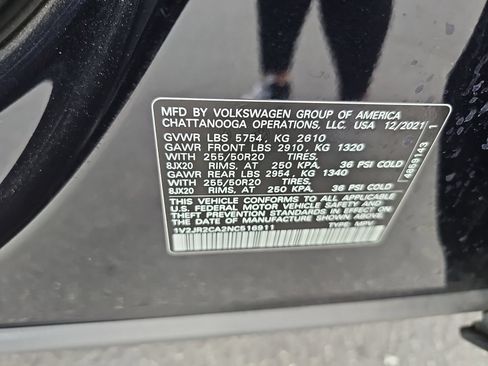 Used 2022 Volkswagen Atlas SE w/ Panoramic Sunroof Package FWD image 9