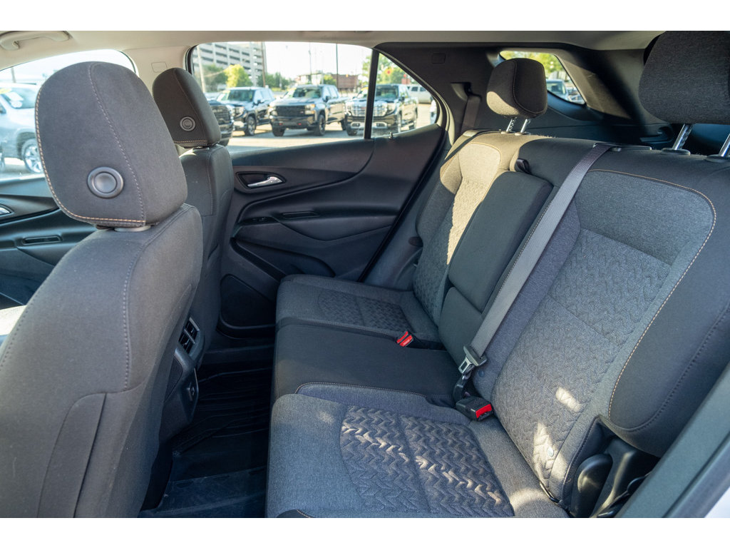 Used 2023 Chevrolet Equinox LT FWD image 13