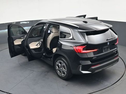 Used 2023 BMW X1 xDrive28i w/ Premium Package AWD/4WD image 41