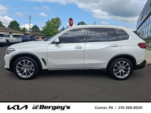 Used 2021 BMW X5 xDrive40i w/ Convenience Package AWD/4WD image 9