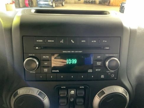 Used 2016 Jeep Wrangler Unlimited Sport w/ Quick Order Package 24S AWD/4WD image 21