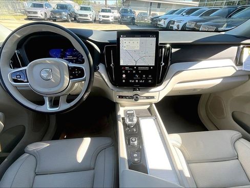 New 2026 Volvo XC60 B5 Ultra AWD/4WD image 9