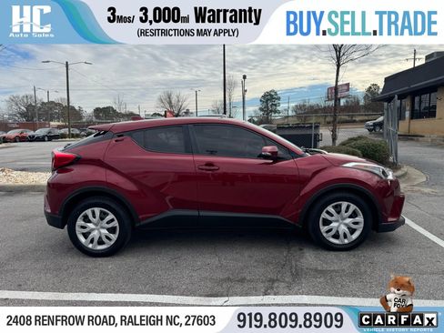 Used 2019 Toyota C-HR LE image 6