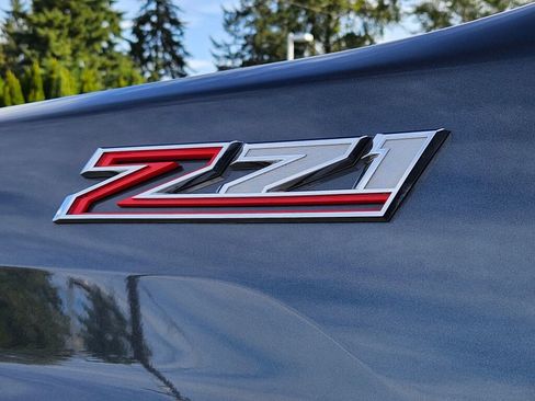 Used 2020 Chevrolet Silverado 3500 LTZ w/ LTZ Premium Package image 9