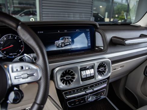 Used 2024 Mercedes-Benz G 63 AMG 4MATIC image 28