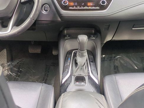 Used 2020 Toyota Corolla XLE w/ Carpet Mat Package (TMS) FWD image 19