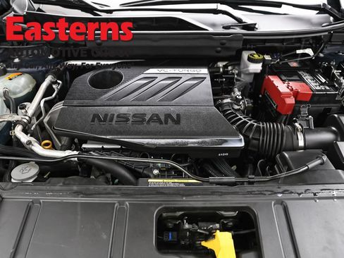 Used 2024 Nissan Rogue SV AWD/4WD image 7
