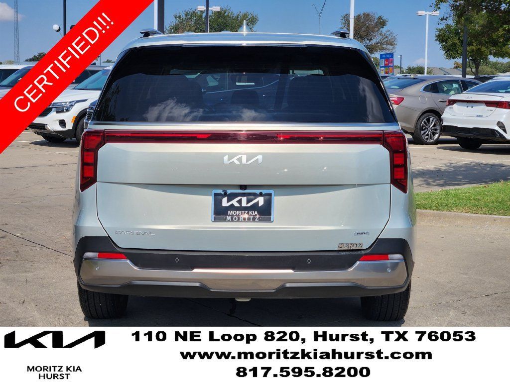 Certified 2025 Kia Carnival SX FWD image 13