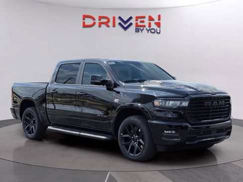 New 2026 RAM 1500 Laramie AWD/4WD image 7