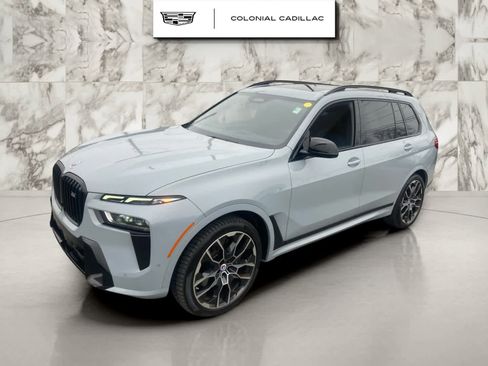 Used 2023 BMW X7 M60i w/ Executive Package image 2
