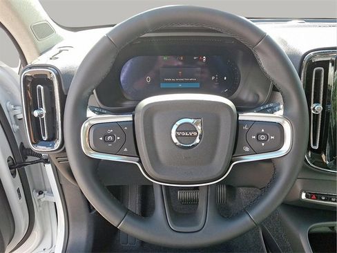 New 2026 Volvo XC40 B5 Ultra w/ Protection Package Premier image 10