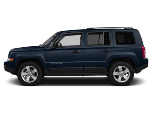 Used 2015 Jeep Patriot Sport w/ Power Value Group image 2