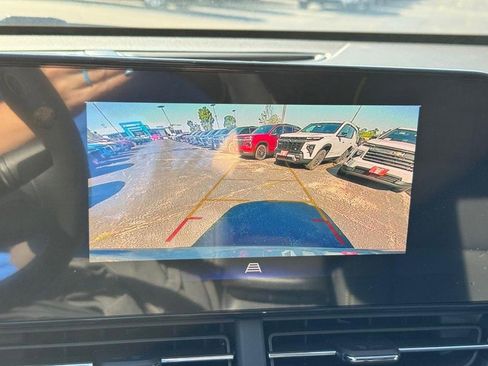 New 2026 Chevrolet Trax ACTIV w/ Sunroof Package image 17