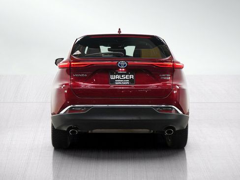 Used 2021 Toyota Venza Limited w/ Advanced Technology Package AWD/4WD image 4