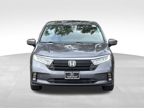 Used 2023 Honda Odyssey Touring image 11