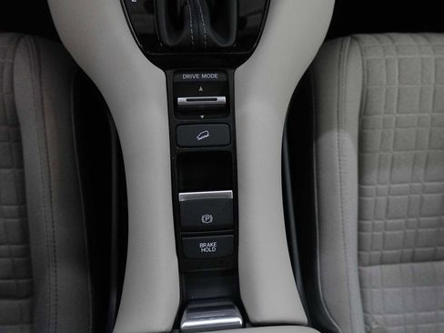 Certified 2023 Honda HR-V LX image 23