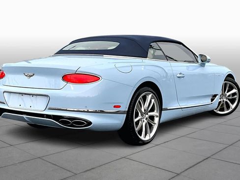 Used 2023 Bentley Continental GT Azure image 12
