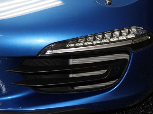 Used 2016 Porsche 911 Carrera 4S image 14