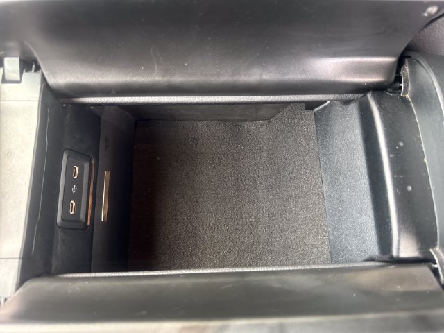 Used 2023 Mercedes-Benz C 300 Sedan image 21