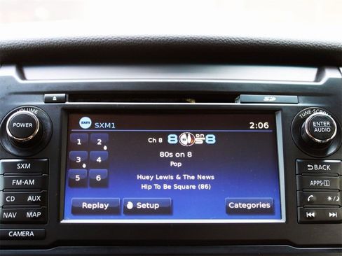 Used 2018 Nissan Titan PRO-4X w/ Pro-4x Convenience Package image 16