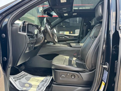 Used 2022 Cadillac Escalade Sport w/ Touring Package AWD/4WD image 15