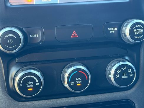 Used 2022 RAM 1500 Big Horn image 22