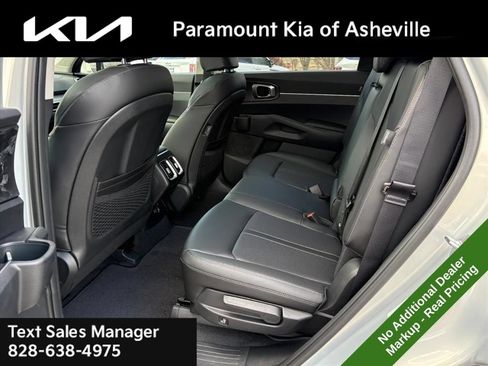 New 2026 Kia Sorento S w/ S Panoramic Sunroof Package FWD image 22