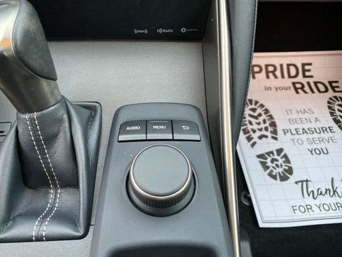 Used 2018 Lexus IS 300 image 28