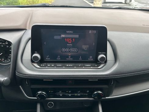 Used 2021 Nissan Rogue S FWD image 20