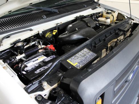Used 2009 Ford E-150 and Econoline 150 RWD image 26