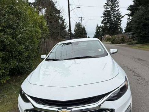 Used 2023 Chevrolet Malibu LT FWD image 4