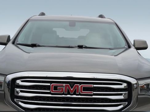 Used 2019 GMC Acadia SLT image 40
