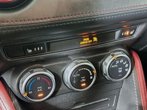 Used 2018 MAZDA CX-3 Touring image 23