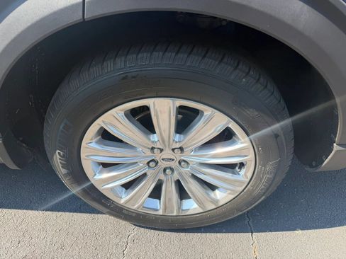 Used 2020 Ford Explorer Limited AWD/4WD image 33