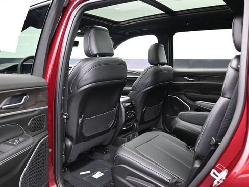 New 2026 Jeep Grand Cherokee L Limited AWD/4WD image 22
