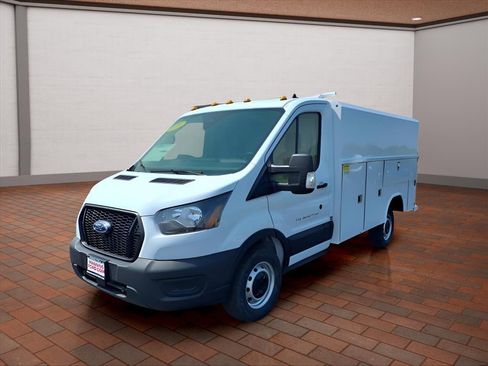 Used 2024 Ford Transit 250 image 4