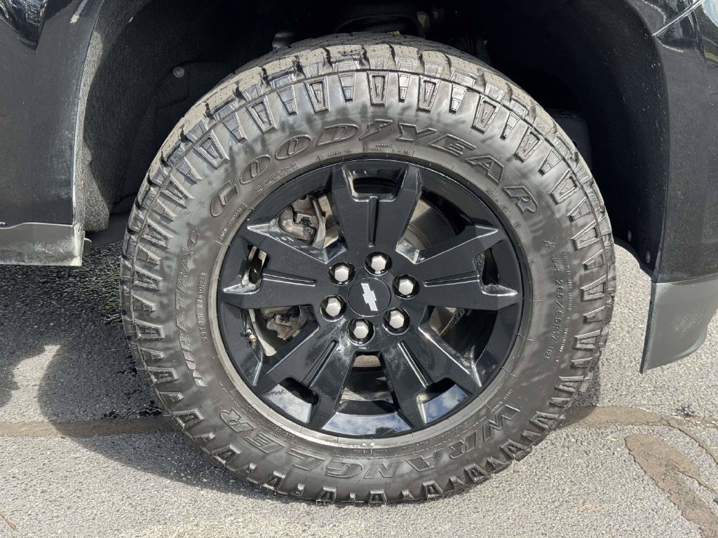 Used 2022 Chevrolet Colorado Z71 w/ Z71 Midnight Edition AWD/4WD image 27