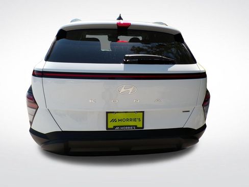 Certified 2024 Hyundai Kona SEL AWD/4WD image 5