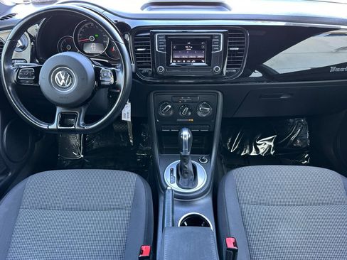 Used 2017 Volkswagen Beetle 1.8T S FWD image 15