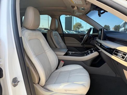 Used 2022 Lincoln Aviator Reserve w/ Equipment Group 201A AWD/4WD image 33